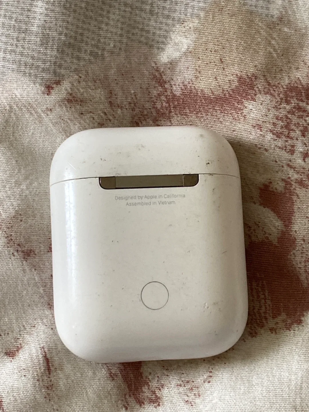 Apple AirPods 2nd Generation with Charging Case image indicator(2)