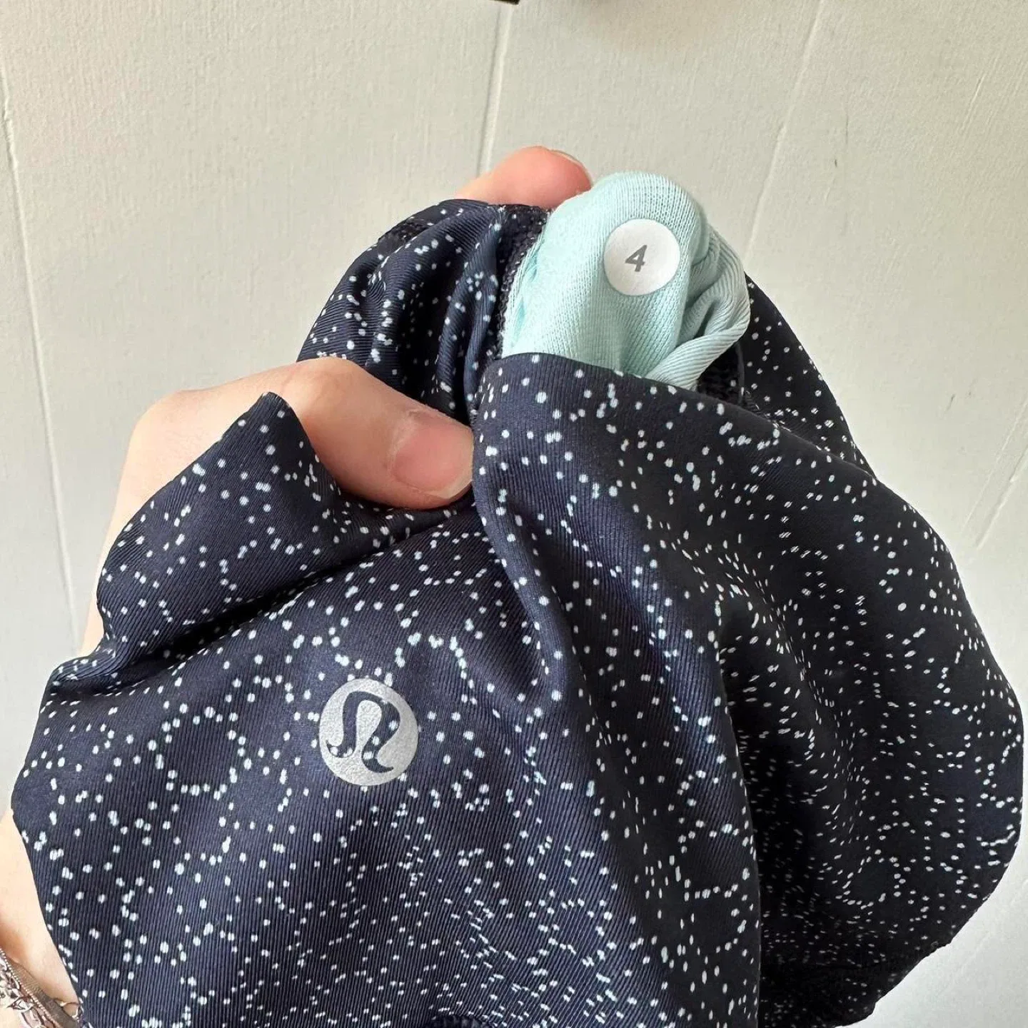 Lululemon navy print patterned leggings image indicator(6)