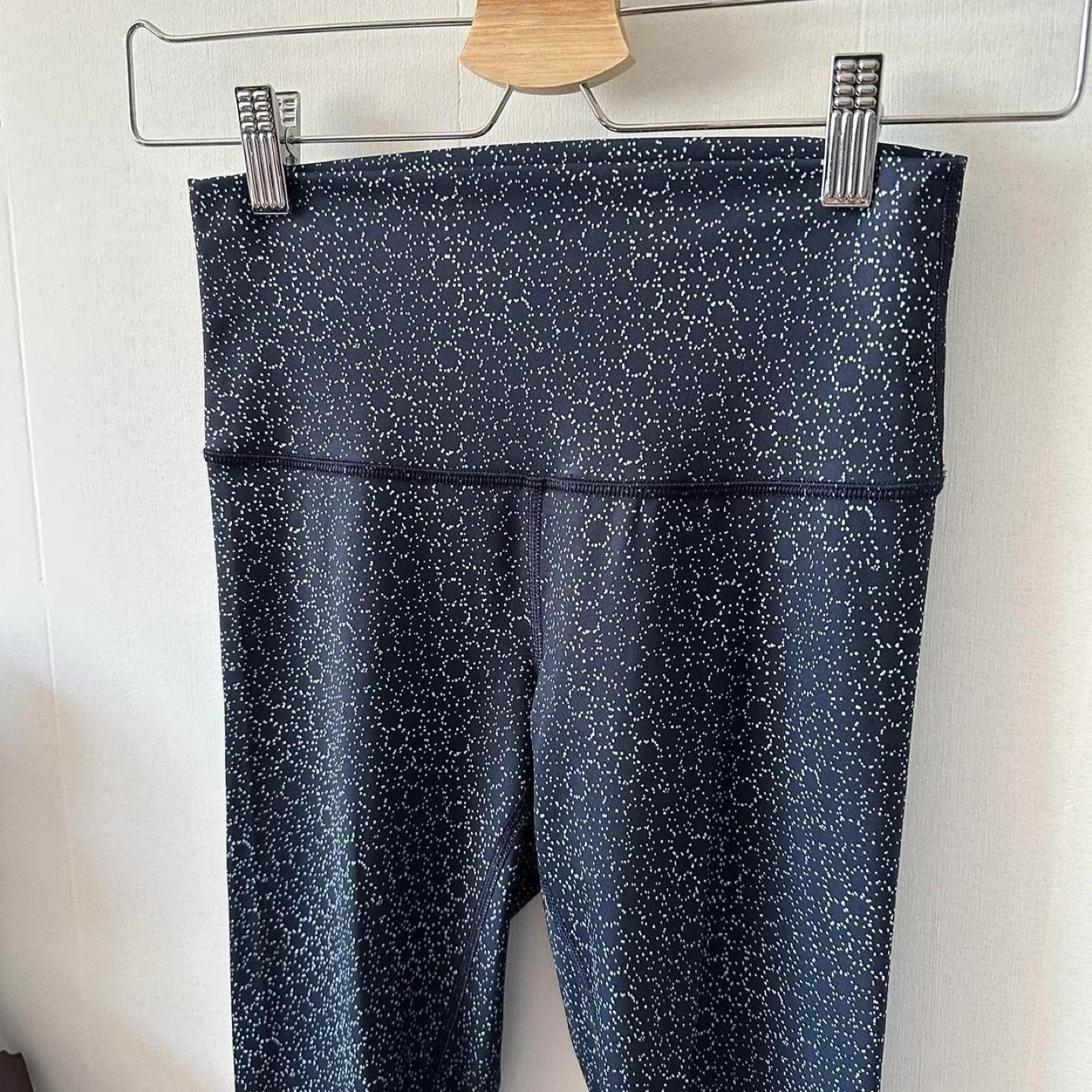 Lululemon navy print patterned leggings image indicator(4)