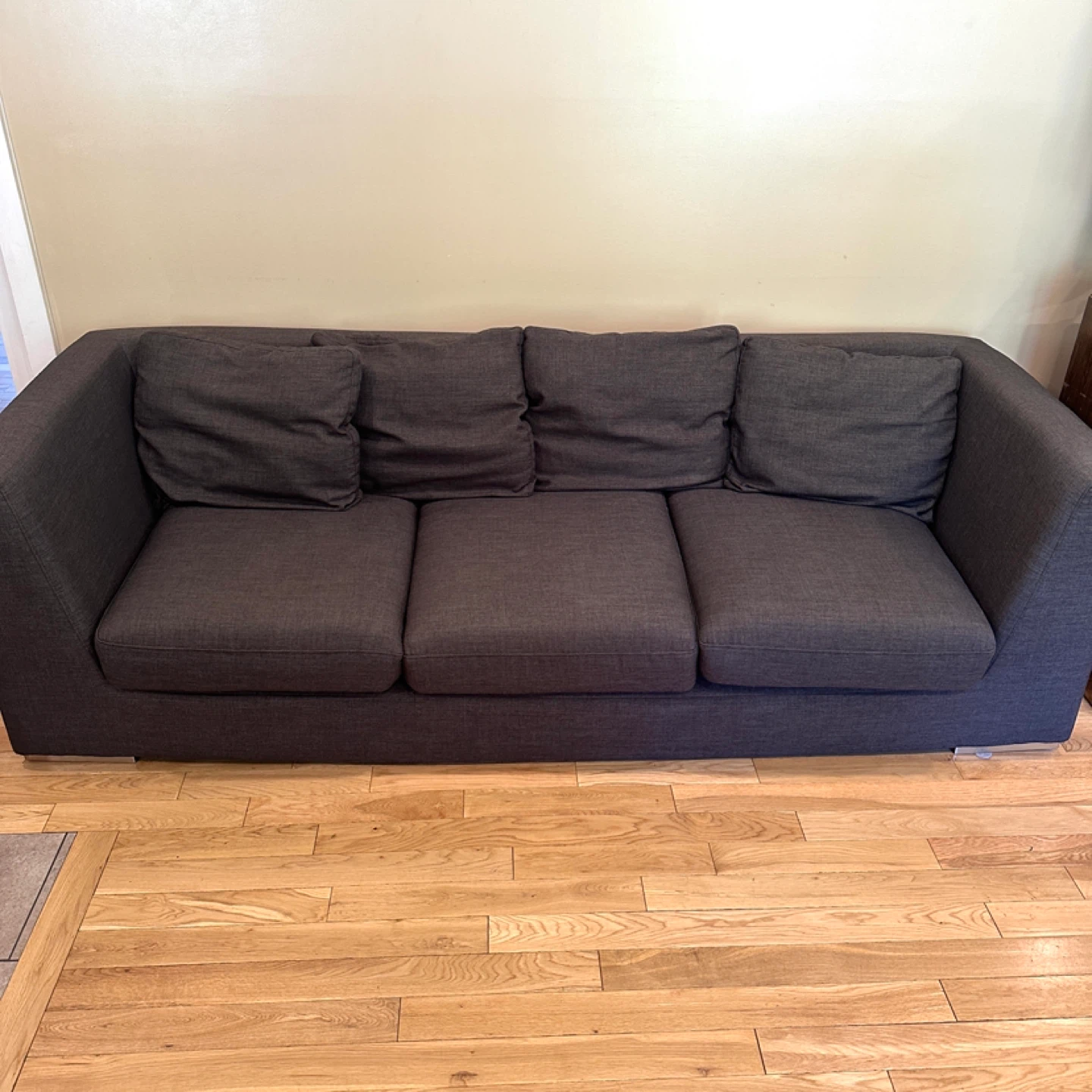 Grey EQ3 Modern Simplistic 3 Seater Sofa (CAN DELIVER)