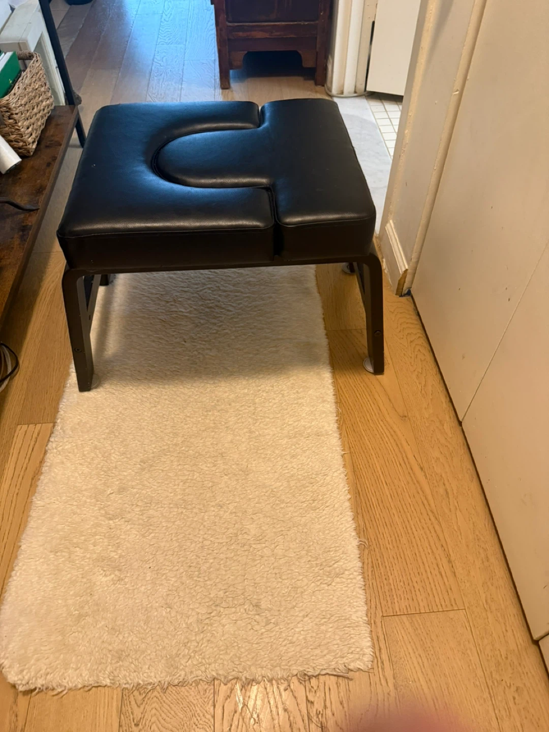 U-Shaped Meditation Bench