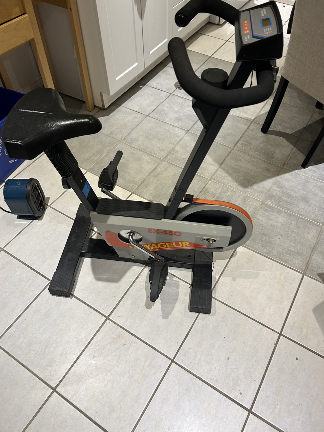 Voyageur EX-450 Exercise Bike - photo 3