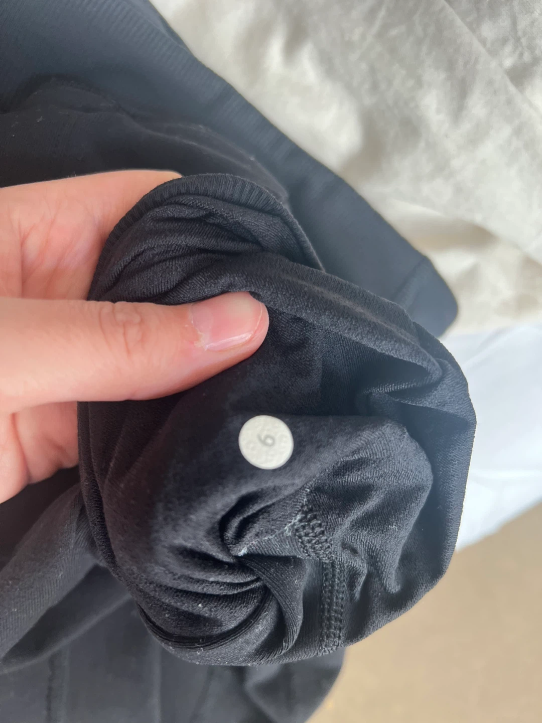 Lululemon Black Pants Size 6 - photo 3