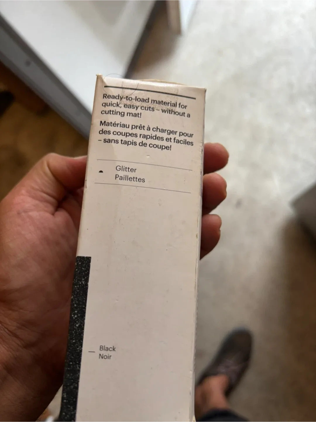 Cricut Joy Smart Iron-On - Black Glitter 5.5" x 19" image indicator(2)