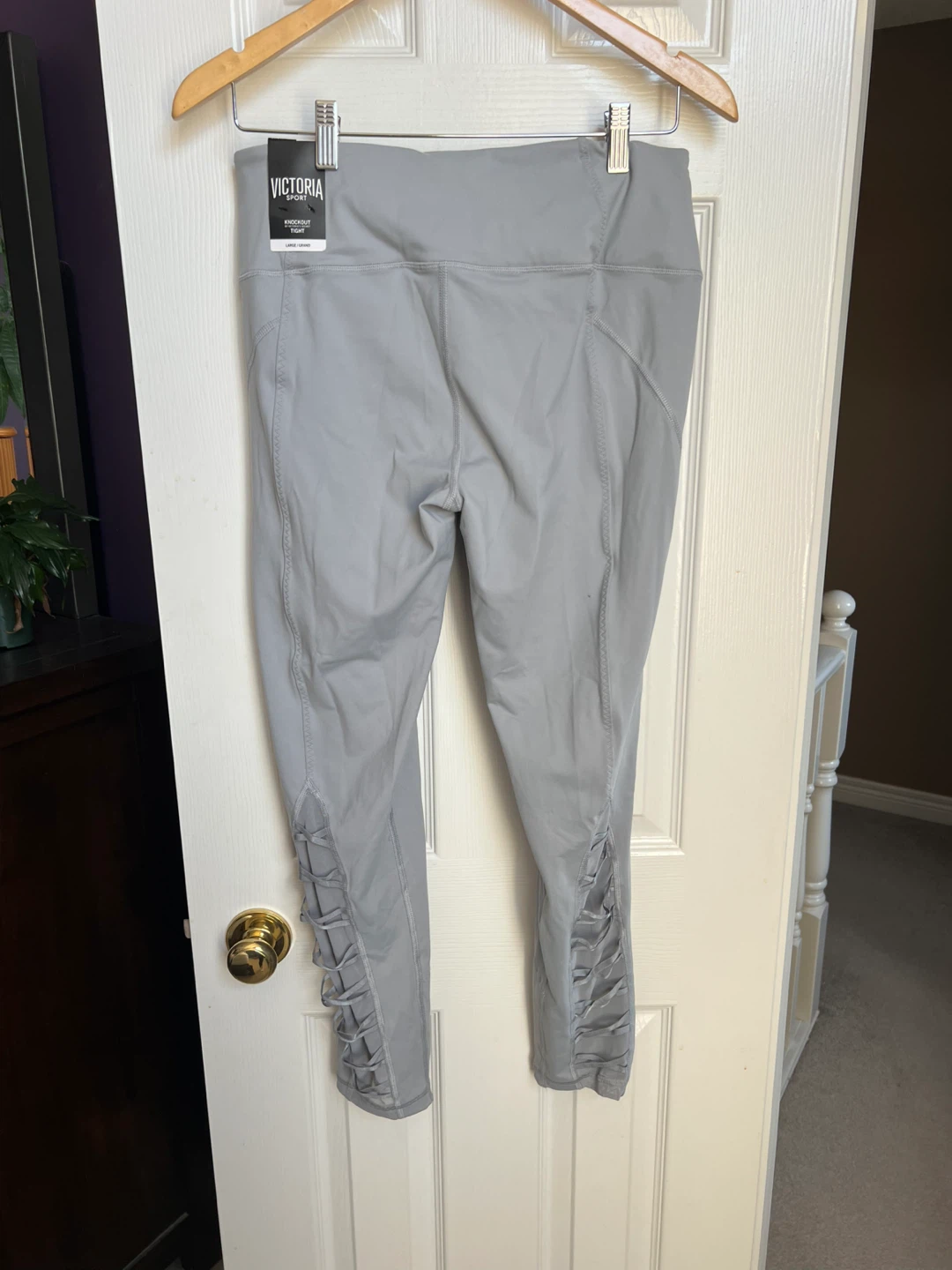 Victoria Sport leggings - Size Large - photo 3