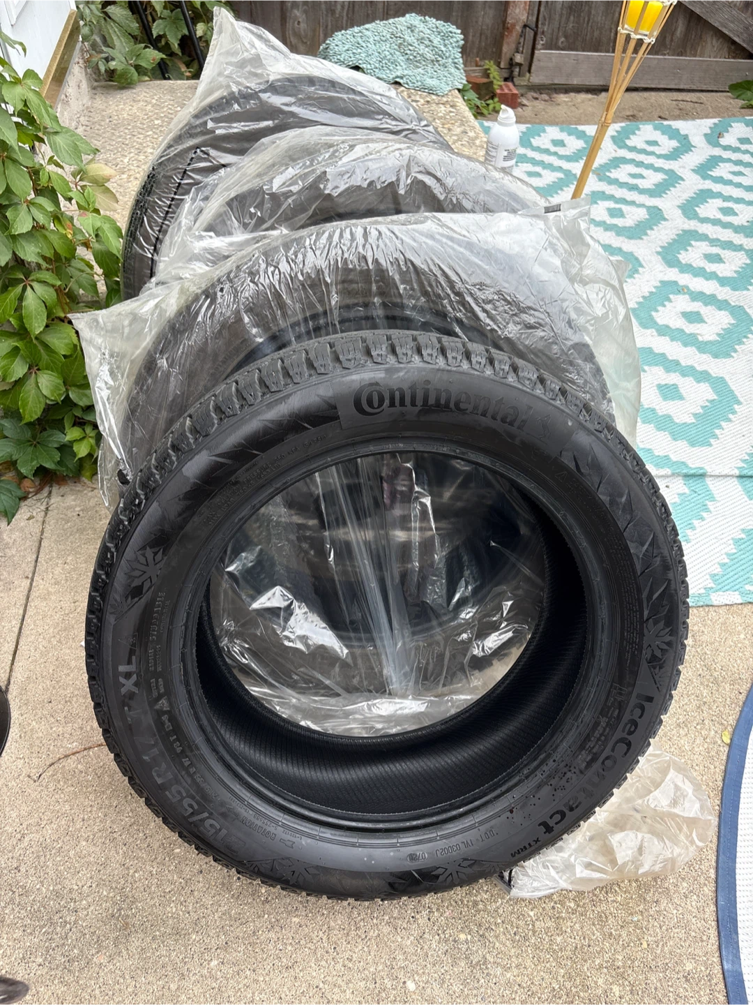 Set of 4 Continental IceContact 215/55R17 Winter Tires - photo 2
