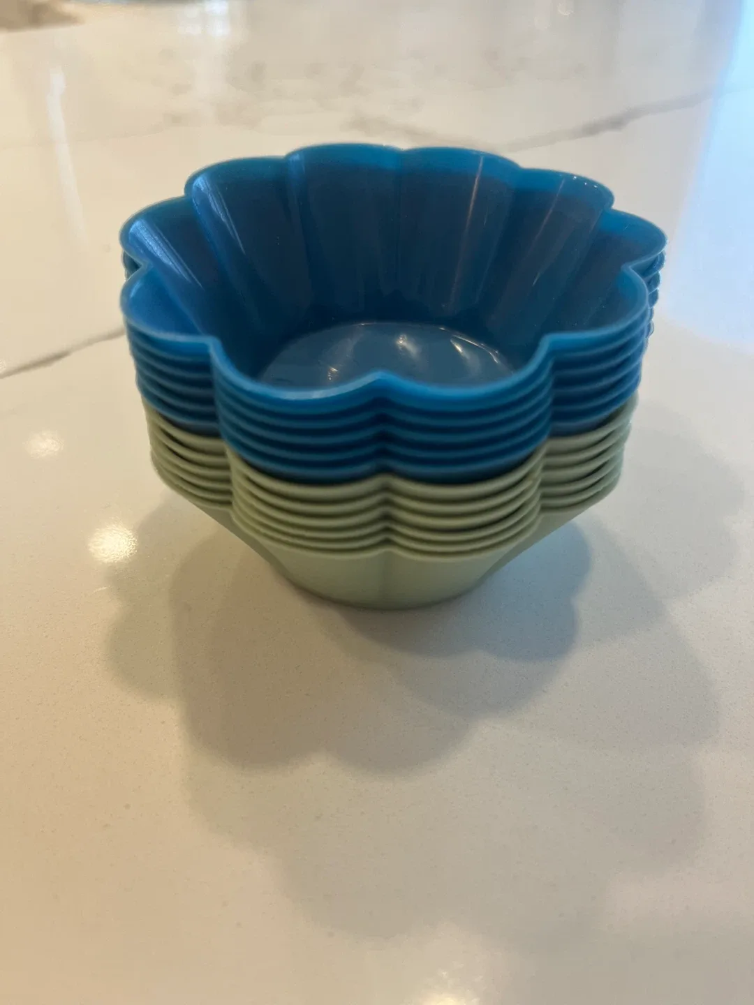 Silicone Muffin Cups - Blue & Green image indicator(2)