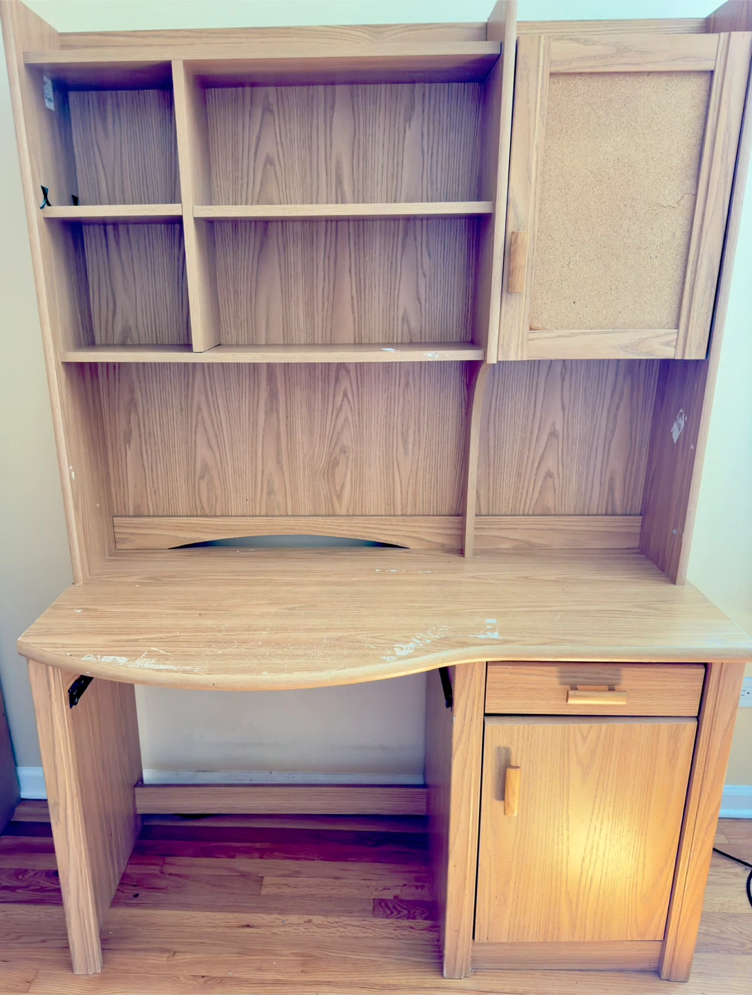 Wooden Desk with Hutch