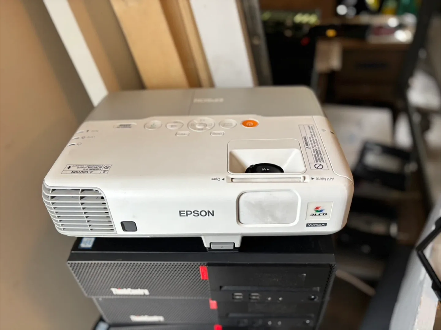 Epson Projector - Great for Movies! image indicator(3)