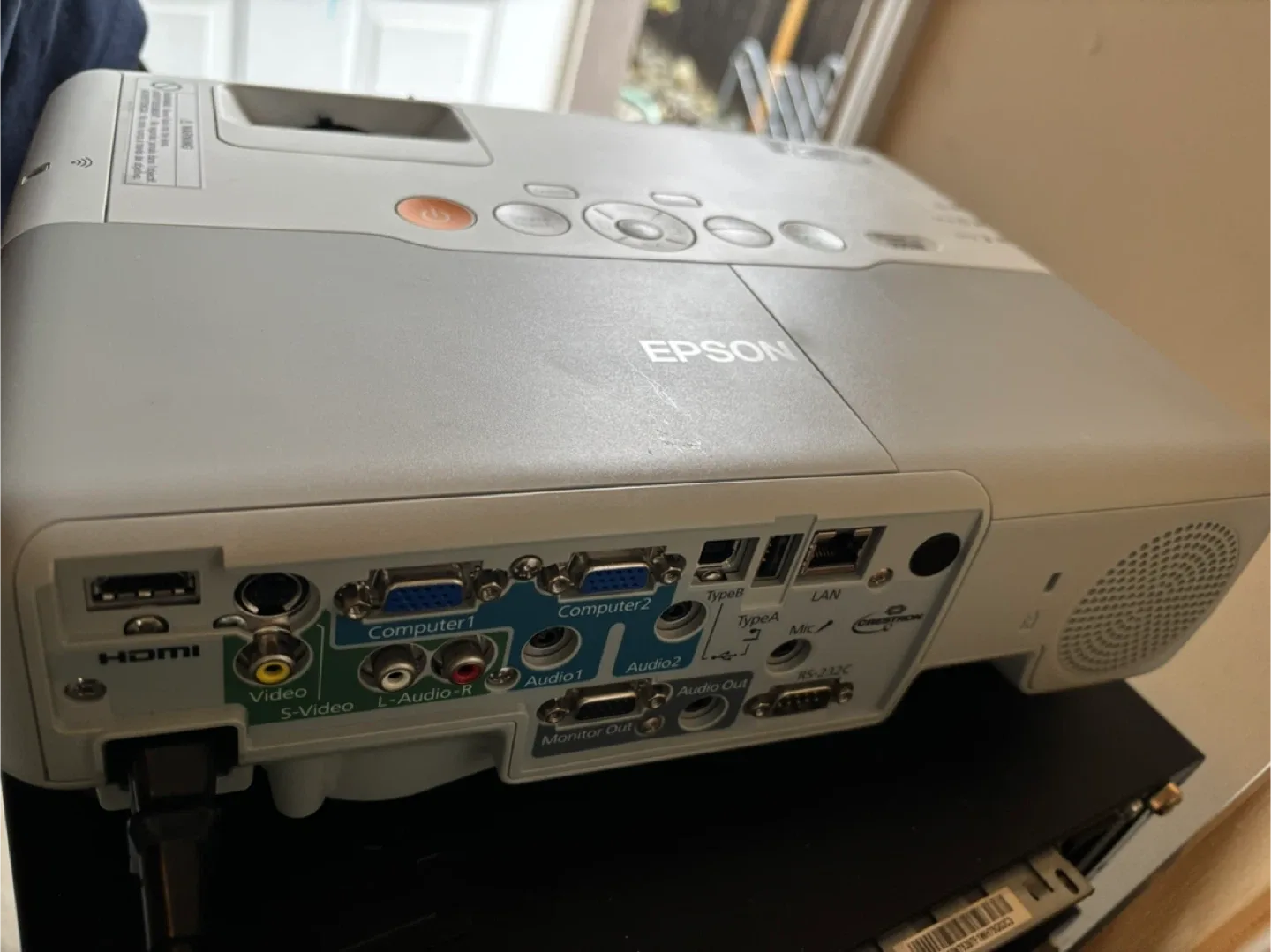 Epson Projector - Great for Movies! image indicator(4)