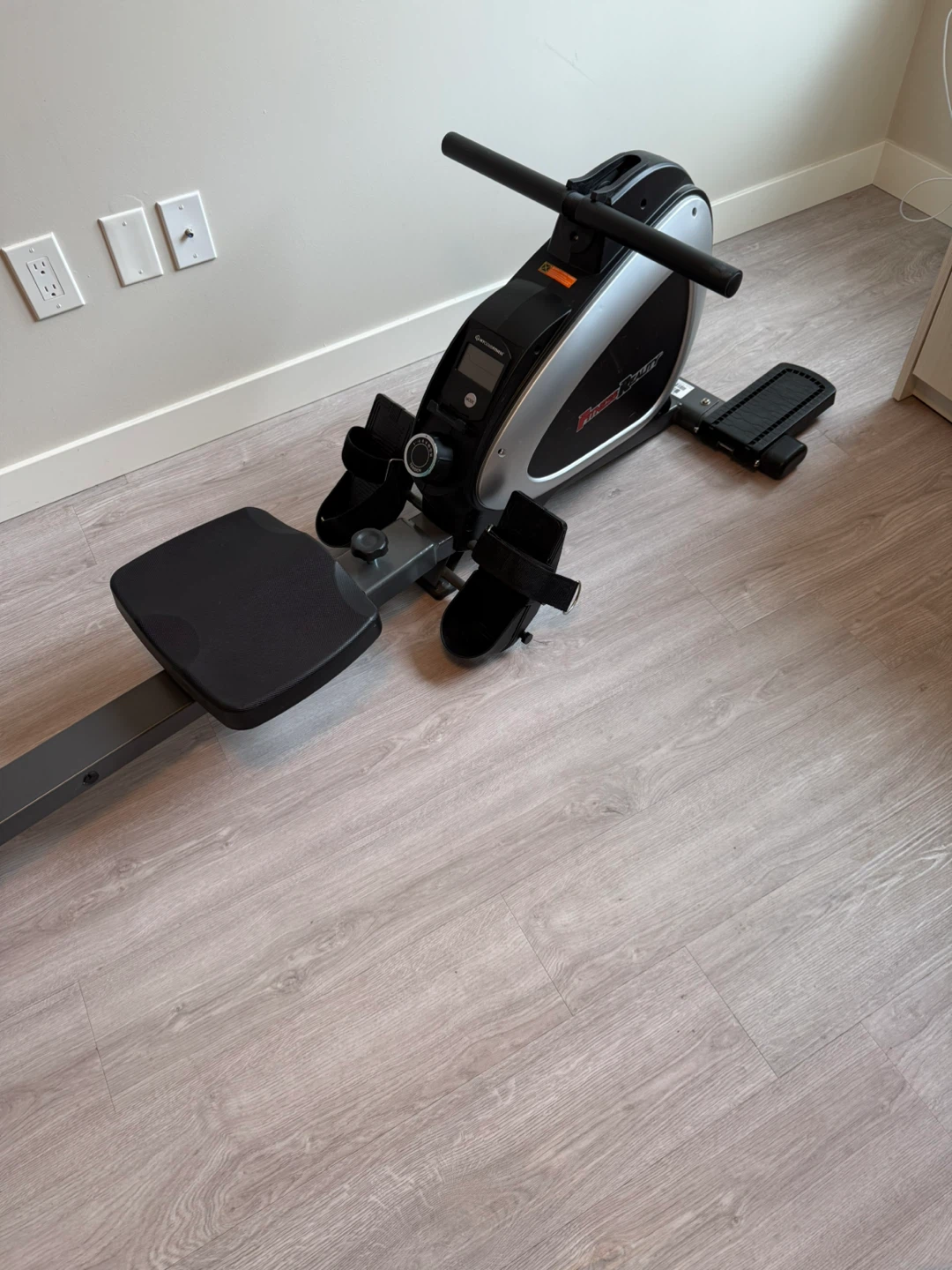 Rowing Machine - photo 2