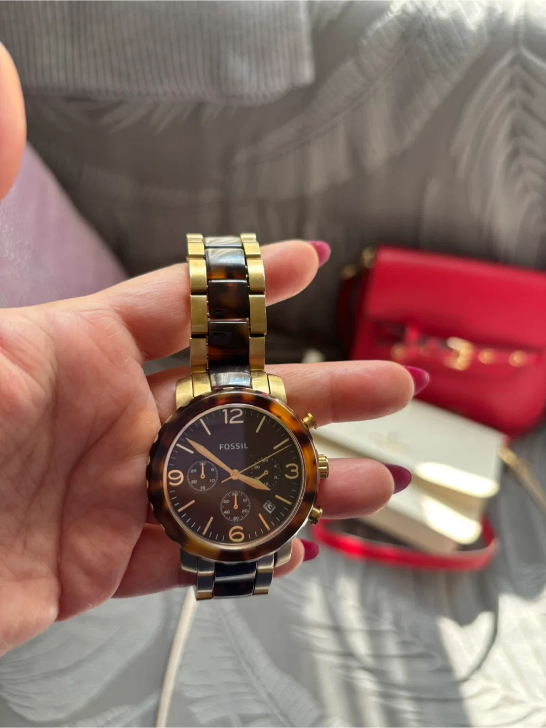 Fossil Riley Multi-Function Gold-Tone Watch image indicator(2)