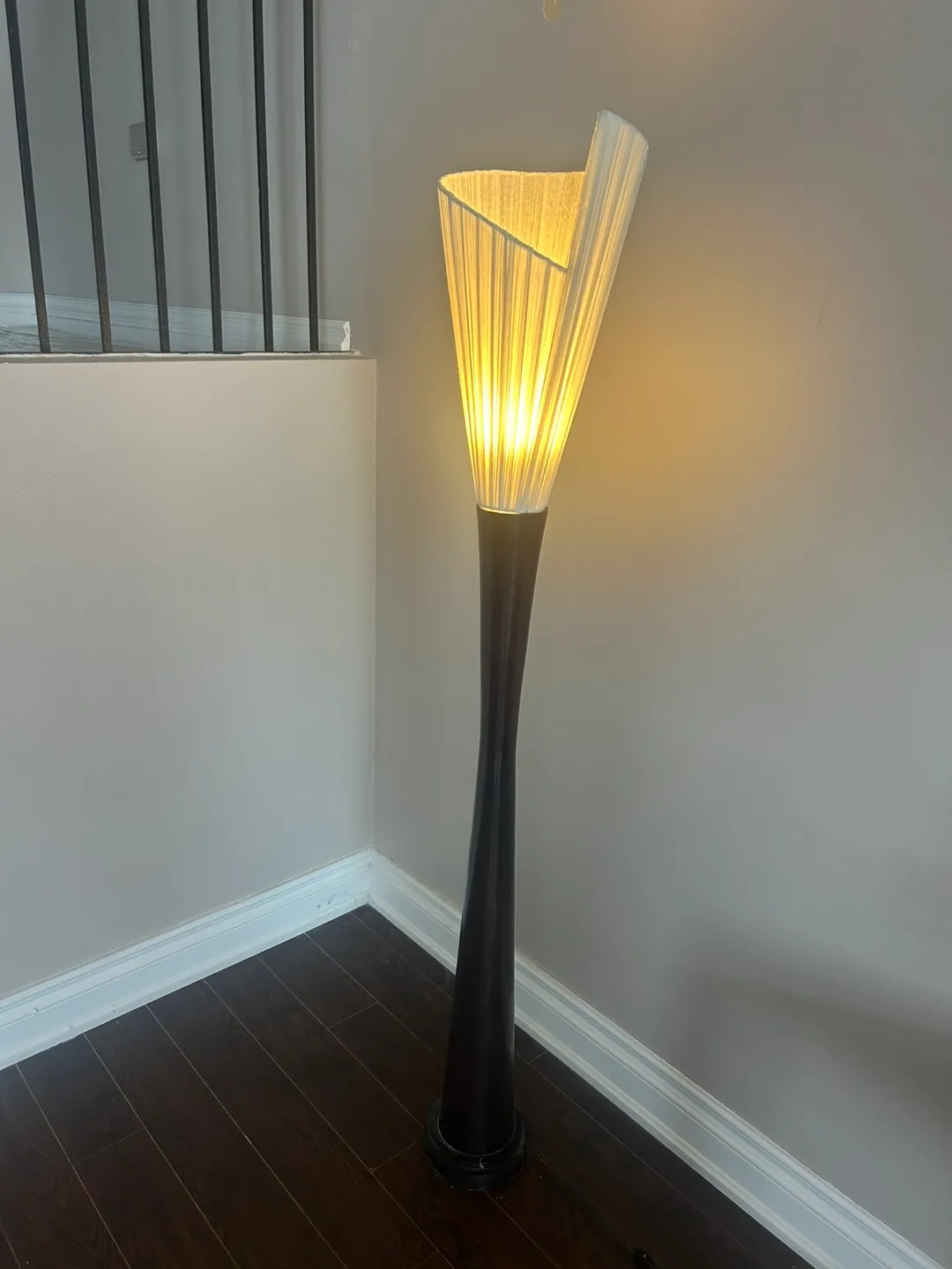 Floor lamp image indicator(6)