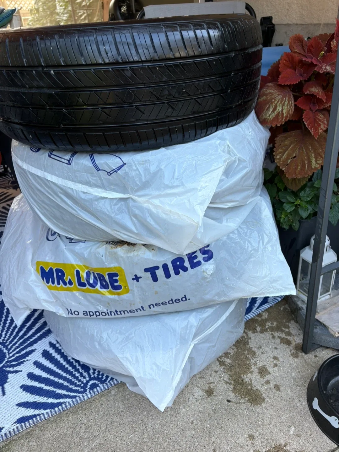 Laufenn S-FIT ALL SEASON 215/55ZR17 Performance Tires set of 4 image indicator(3)