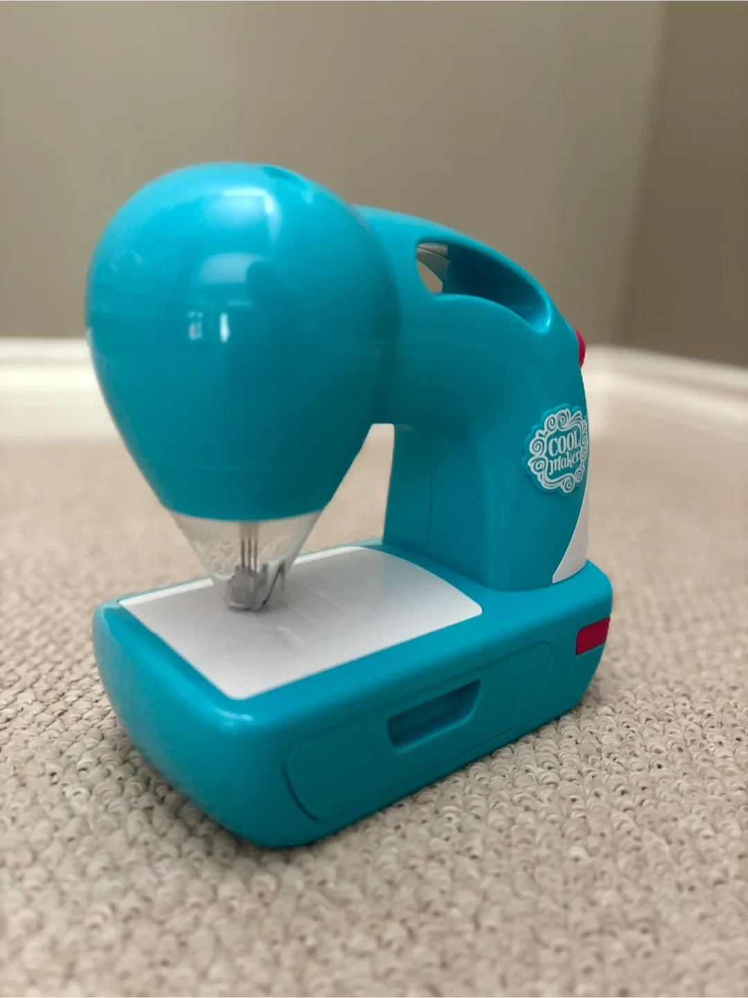 Cool Maker Stitch N’ Style - Sewing Machine (GENTLY USED) image indicator(3)