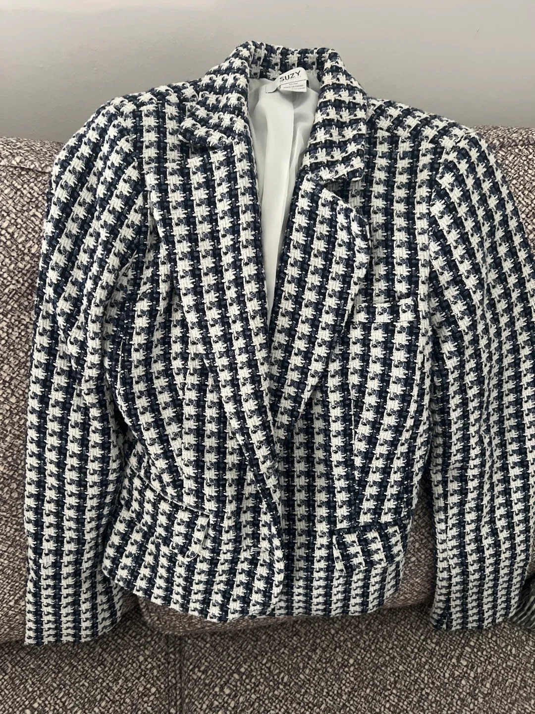 Suzy Shier Blue & White Houndstooth Blazer thumbnail