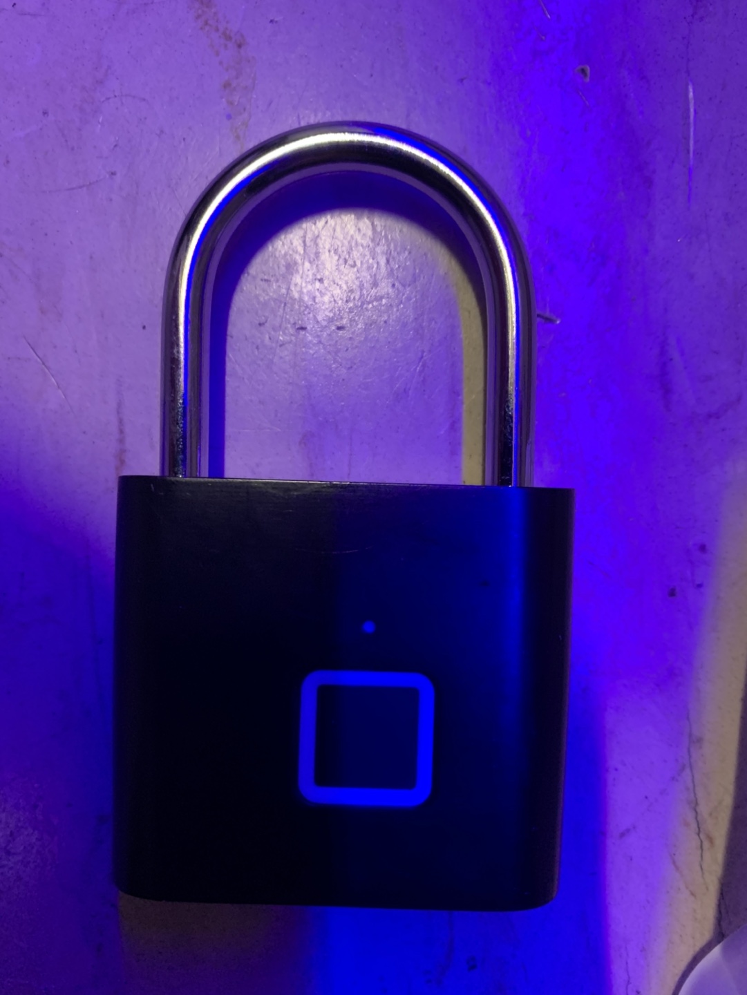 New AiCase Fingerprint Padlock