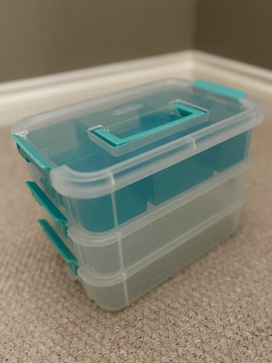 Sterilite - Stack & Carry 3 Layer Box - Teal Accents (BRAND NEW) image indicator(3)