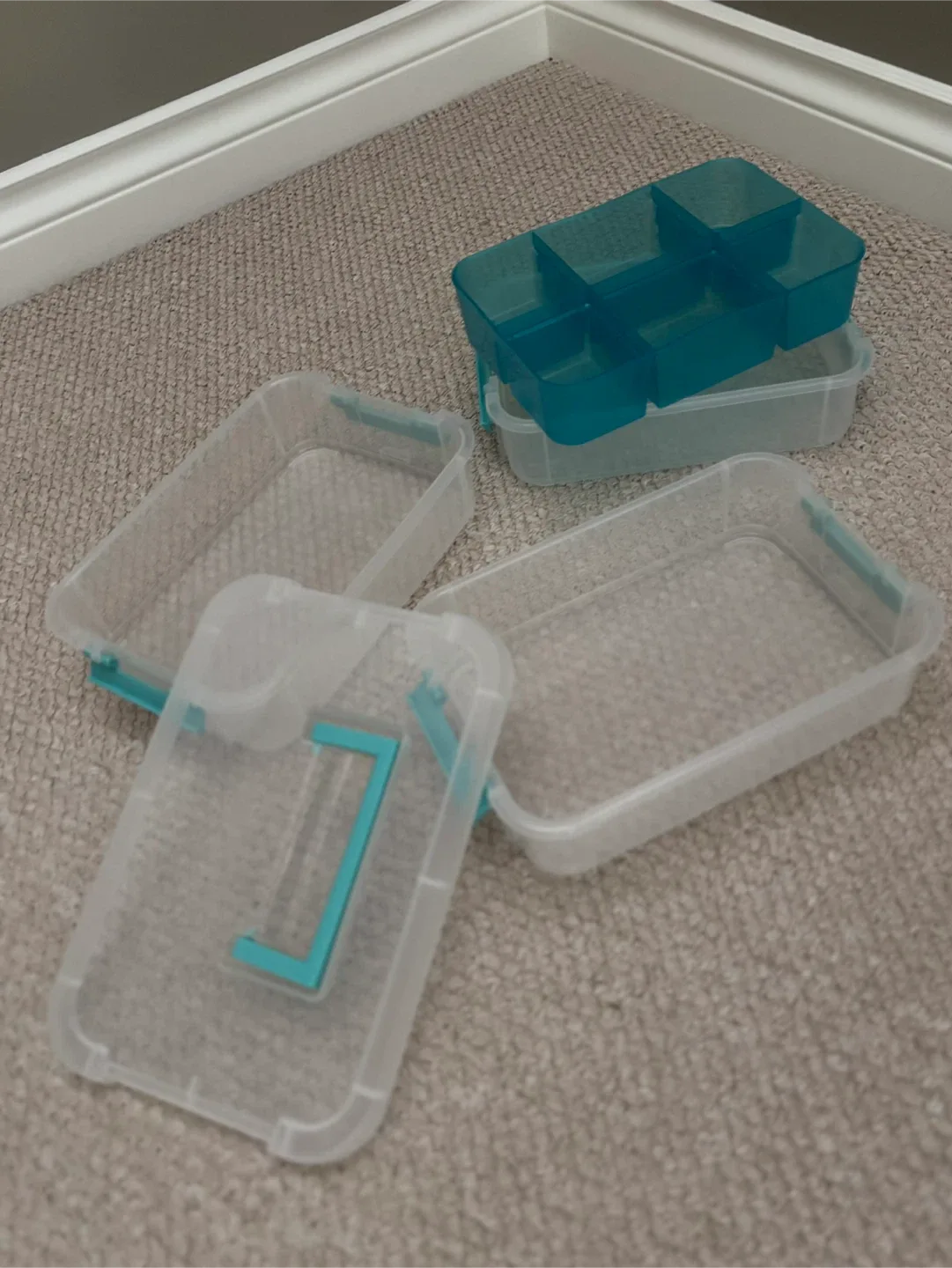 Sterilite - Stack & Carry 3 Layer Box - Teal Accents (BRAND NEW) image indicator(2)