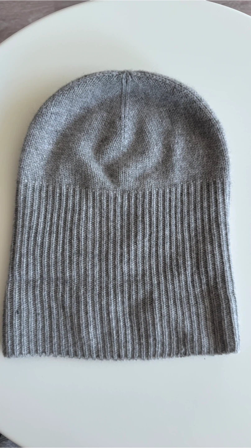 Auxiliary Grey 100% Cashmere Beanie - photo 2