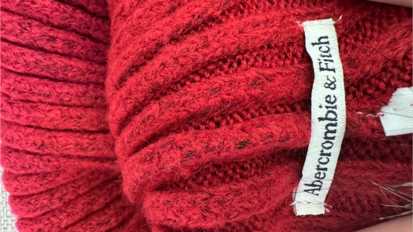 Abercrombie & Fitch Red Knit Pom Pom Beanie - photo 2