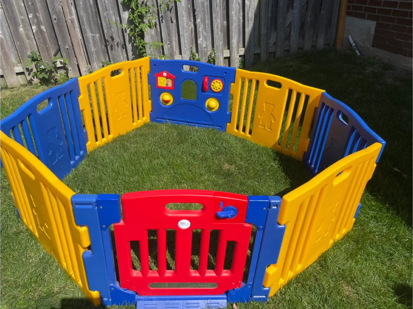 Baby Diego kids play yard, activity center, excellent condition! image indicator(2)