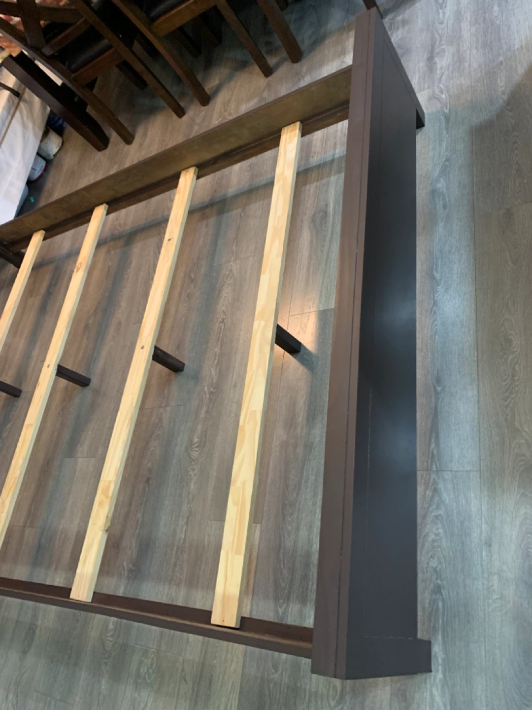 Queen bed frame - photo 5