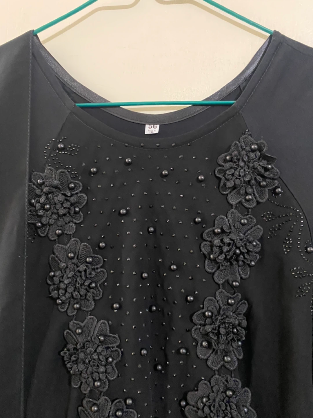 Black Embellished Abaya - Size 56 - photo 2