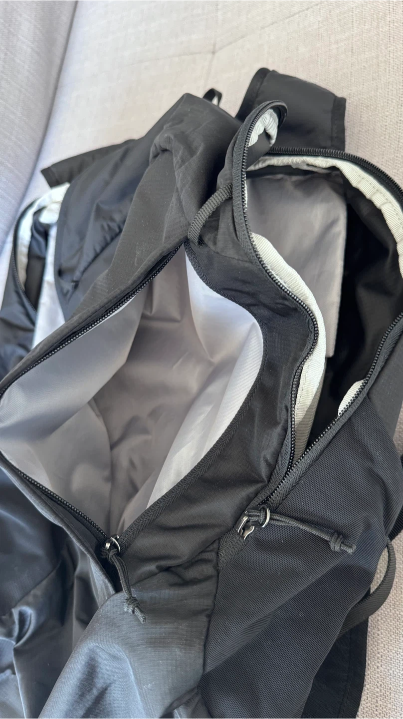 Salomon Trailblazer 20 Backpack - Black - photo 5