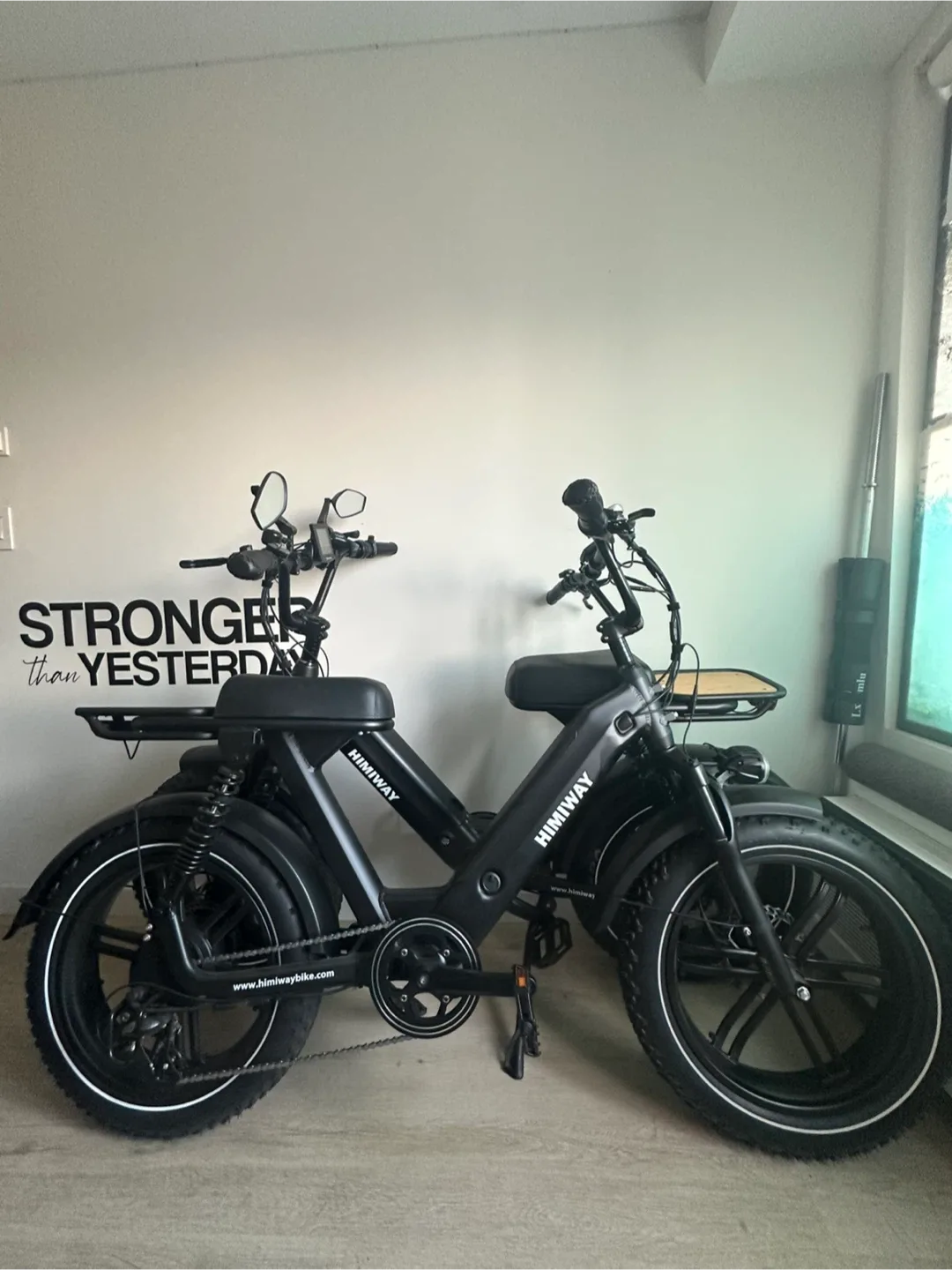 Himiway Escape Moped Style E-Bike image indicator(4)