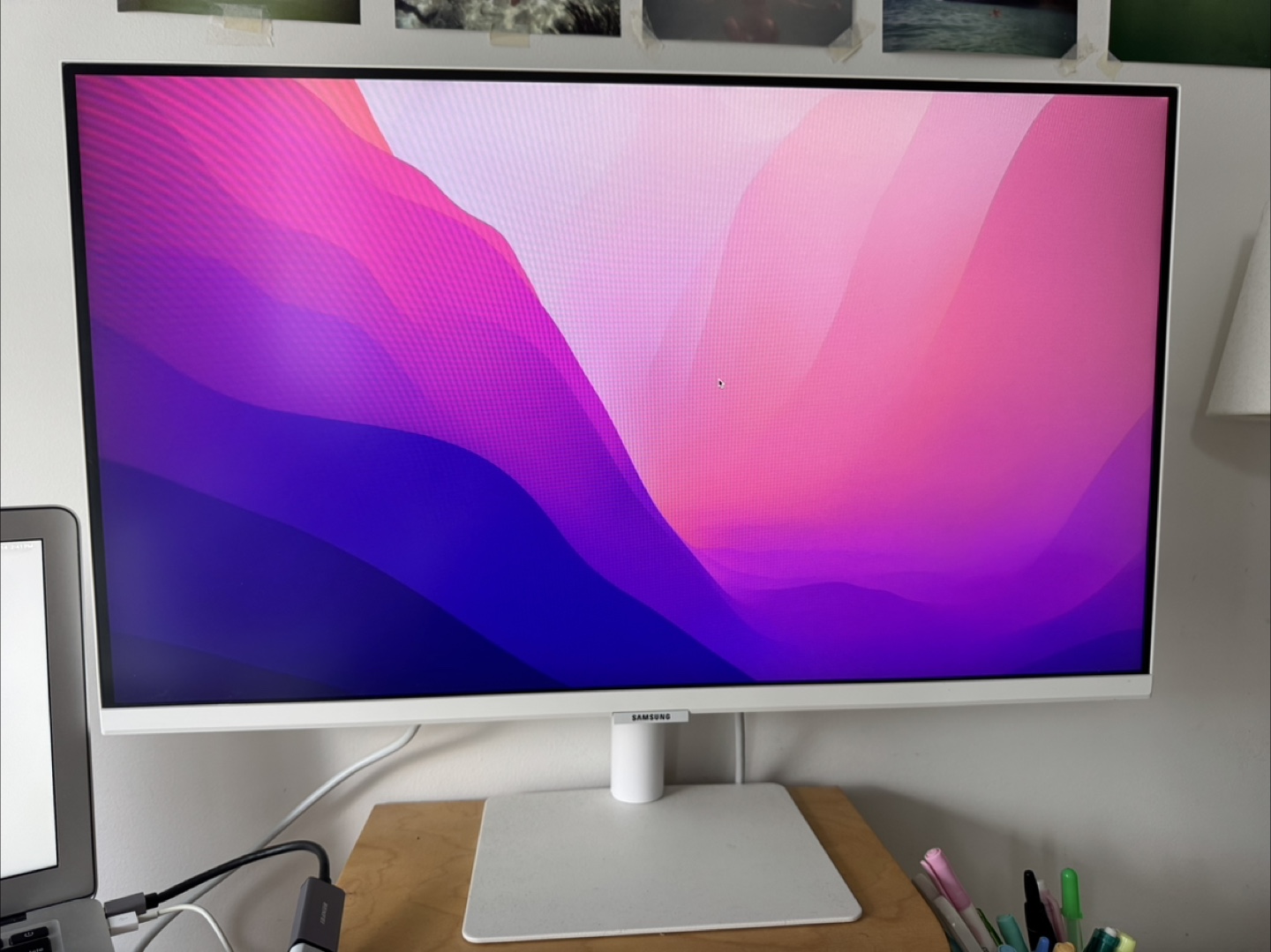 Samsung White Monitor - photo 2