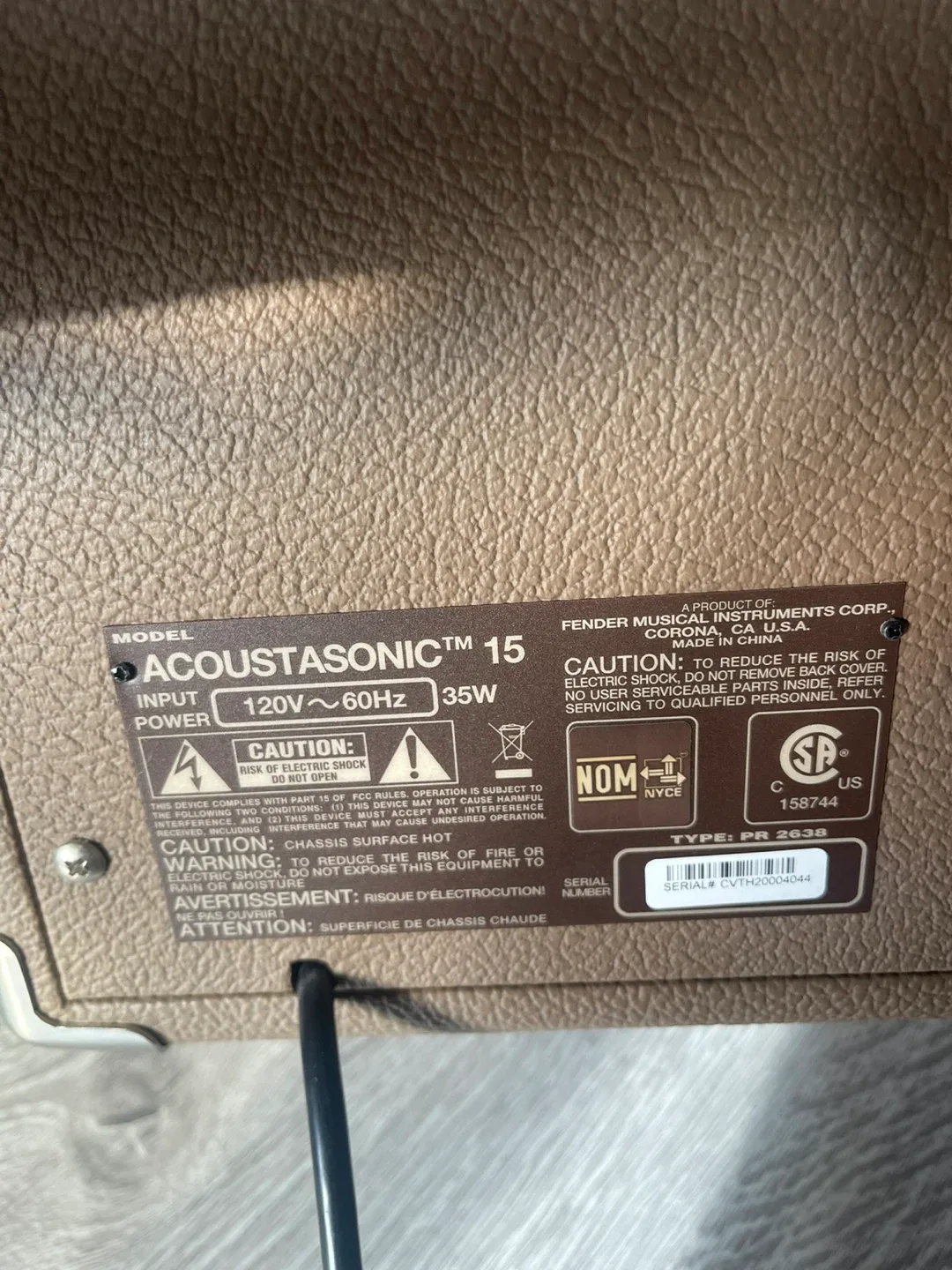 Fender Acoustasonic 15 Guitar Amplifier image indicator(2)