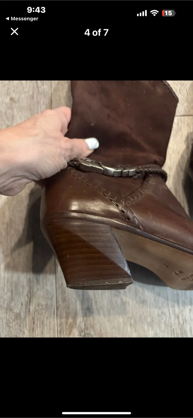 Brown Leather Cowboy Boots - Size 7 image indicator(4)