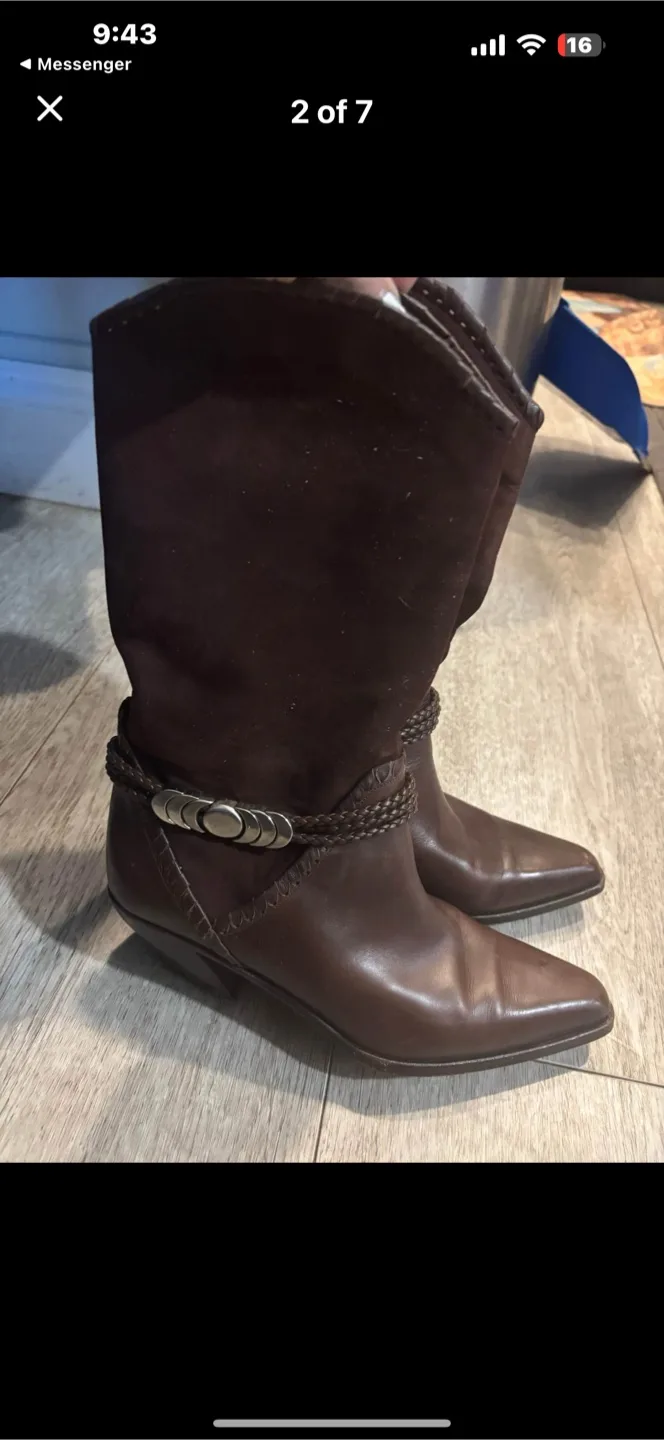Brown Leather Cowboy Boots - Size 7 image indicator(2)