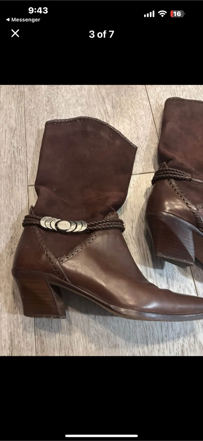 Brown Leather Cowboy Boots - Size 7 image indicator(3)