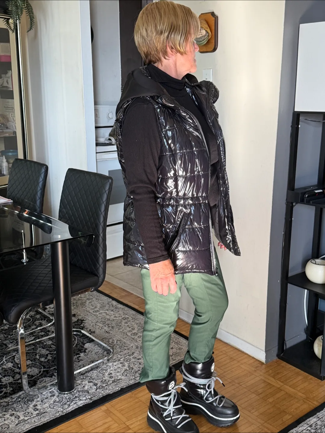 Michael Kors Black Puffer Vest - Size Large thumbnail