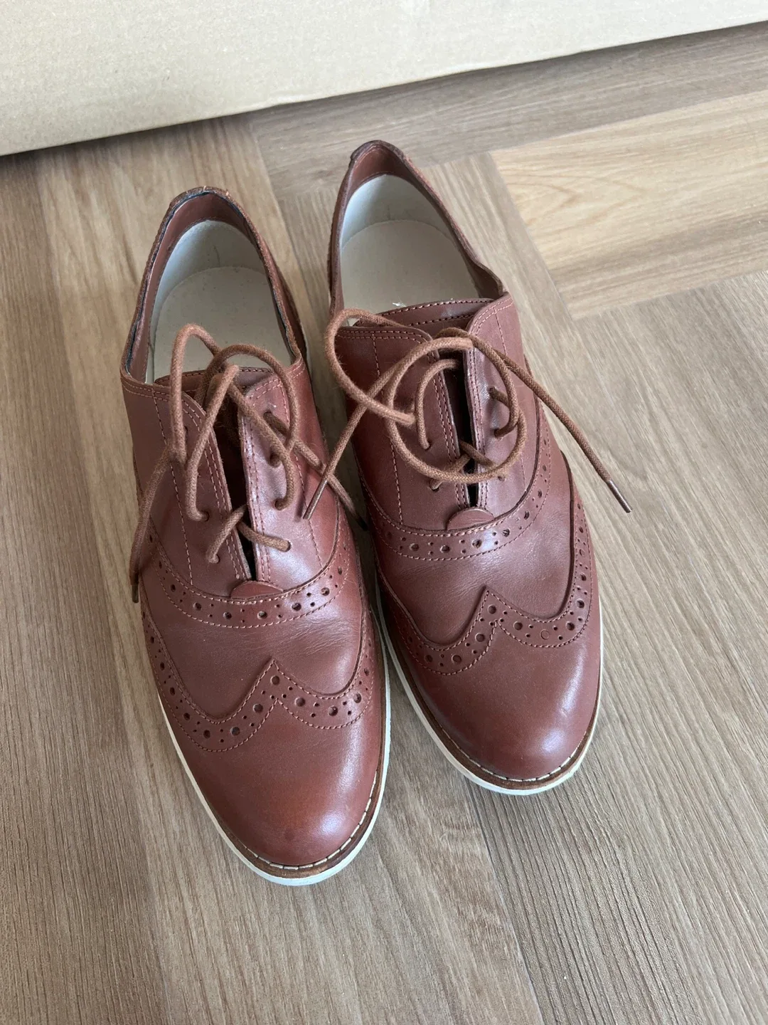 Cole Haan Brown Leather Oxford Shoes thumbnail