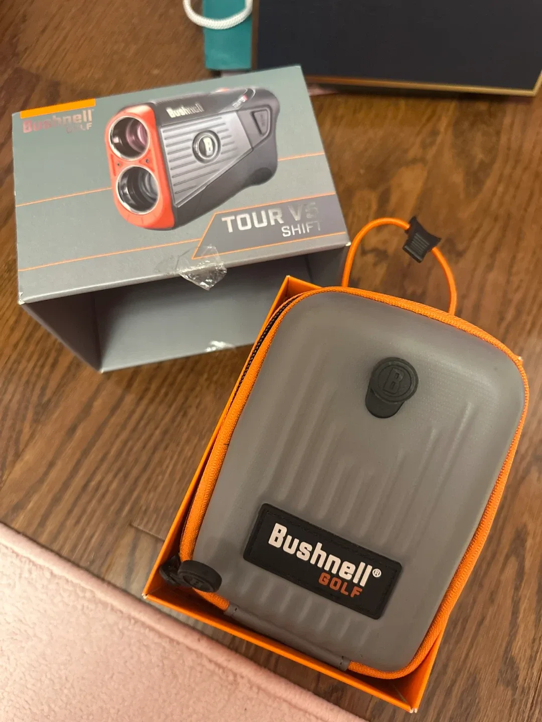 Bushnell Tour V6 Shift Golf Rangefinder CASE ONLY image indicator(4)