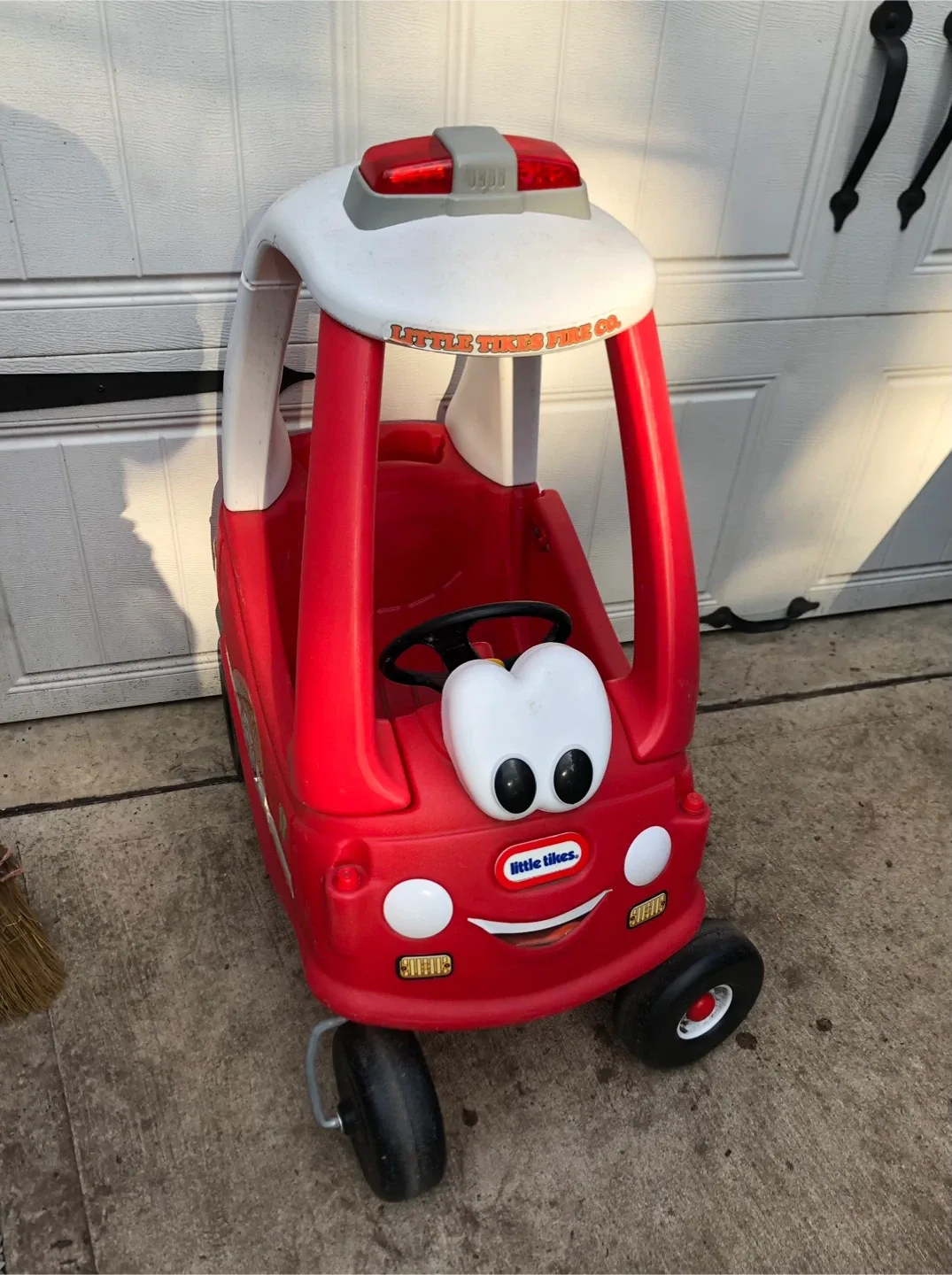Little Tikes Cozy Coupe Fire Truck