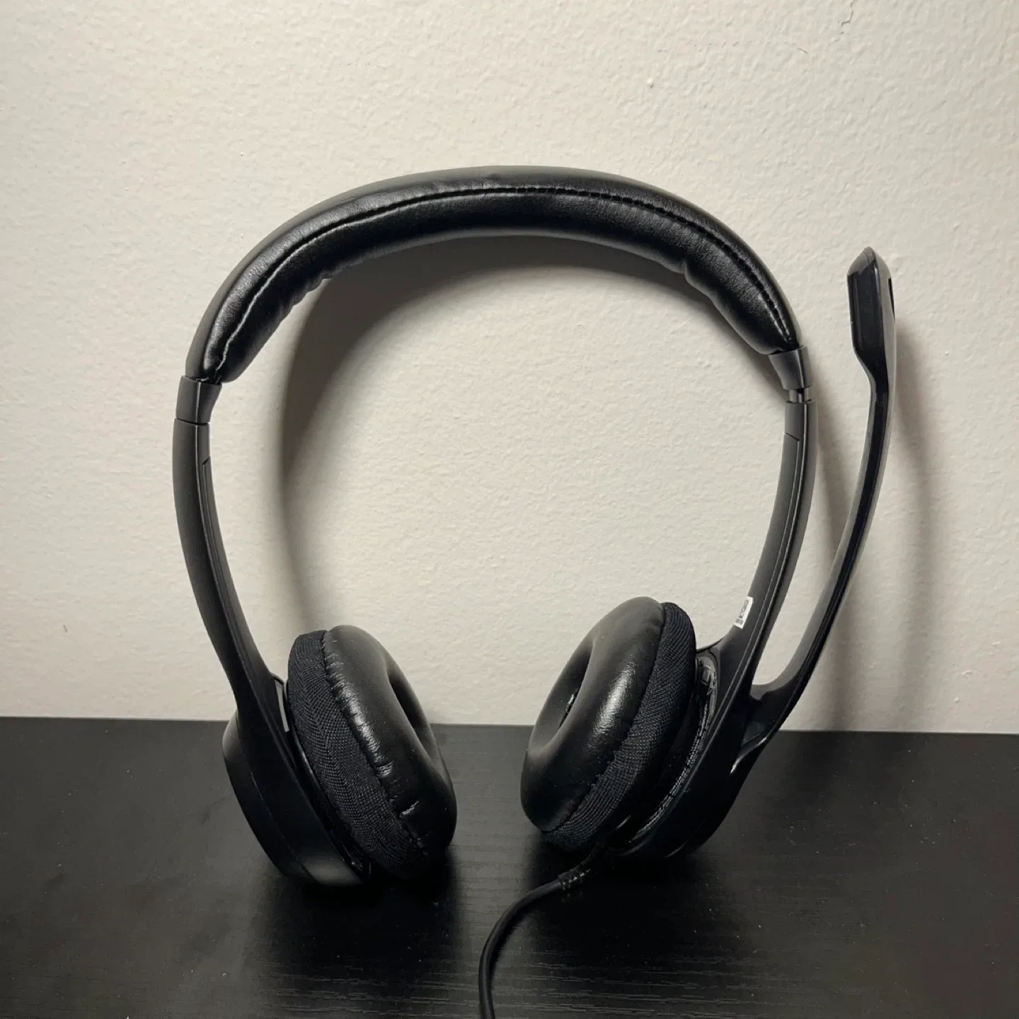 Logitech H390 Wired Headset - On Ear thumbnail