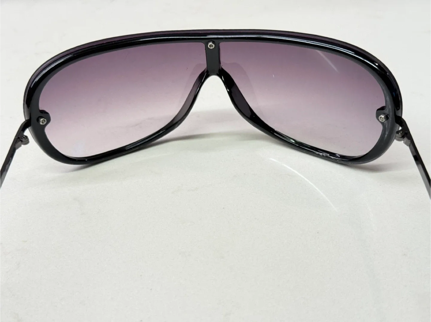 Black Wrap Sunglasses image indicator(2)