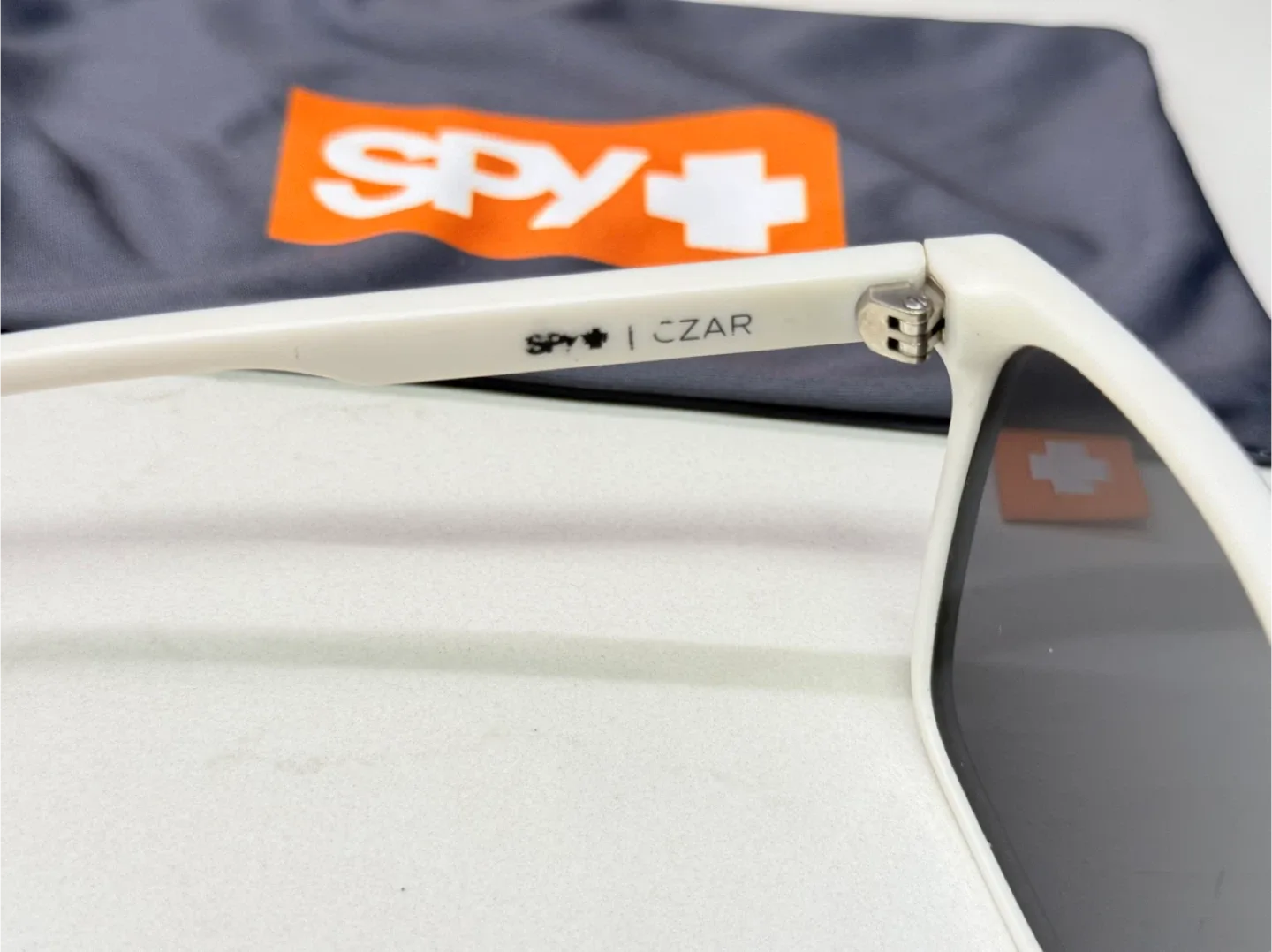 SPY Czar Sunglasses Black/White image indicator(8)