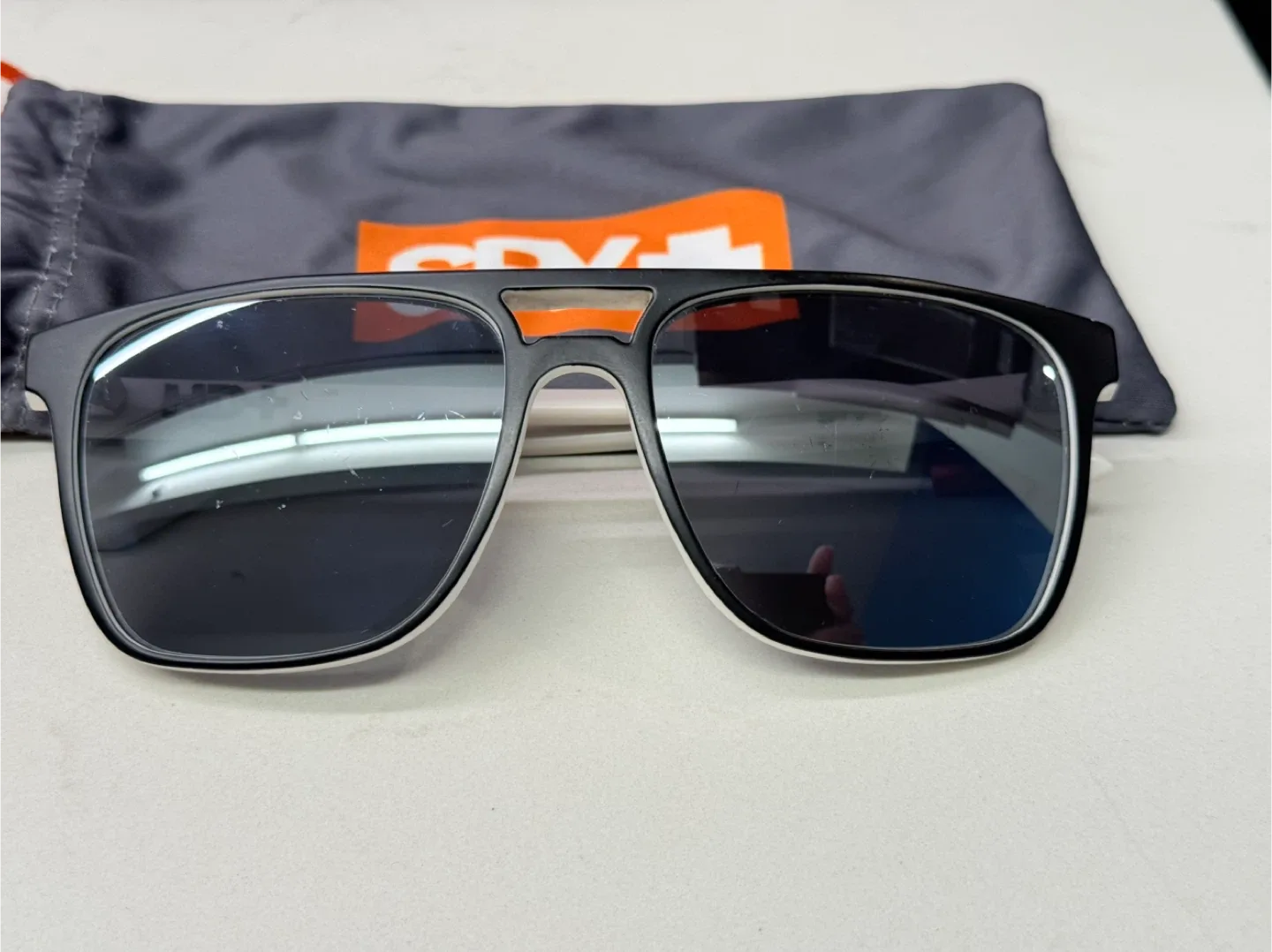 SPY Czar Sunglasses Black/White image indicator(9)