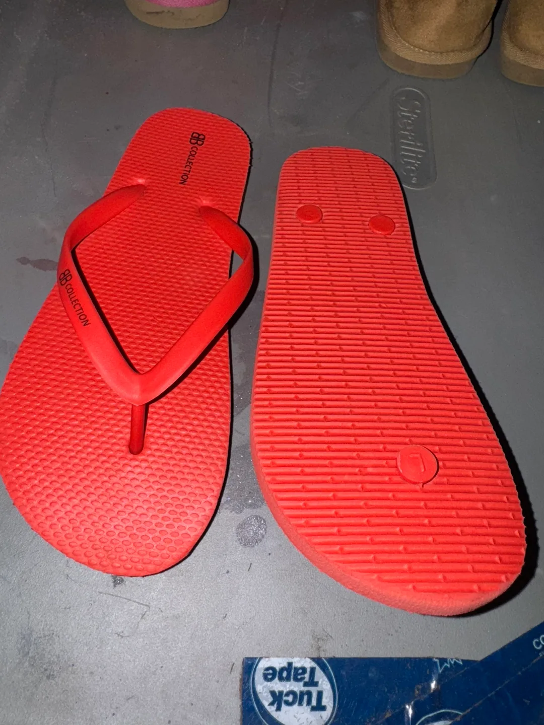 BB Collection Red Flip Flops - Size 7/8 thumbnail
