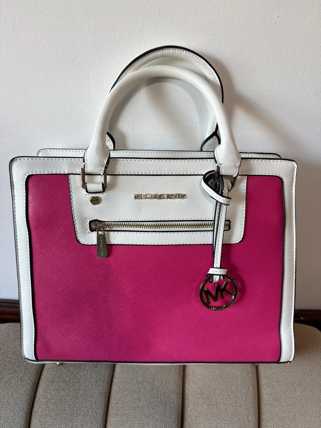 Michael Kors Pink & White Satchel/free tote bag