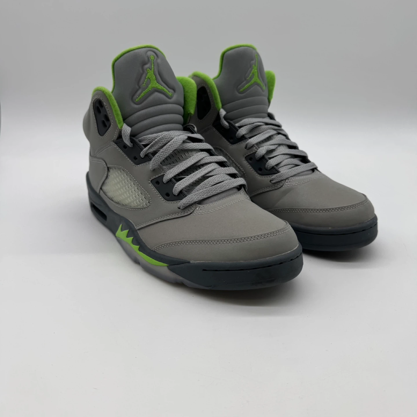 Air Jordan 5 Retro “Green Bean” – Size US 11 (Like New, No Box)