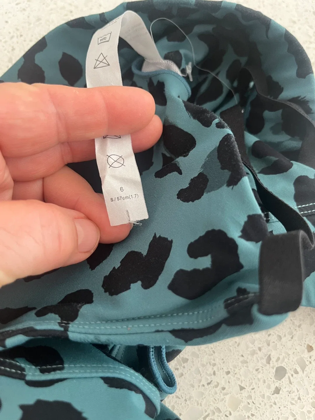 Lululemon Teal & Black Leopard Bra - Size 6 image indicator(4)