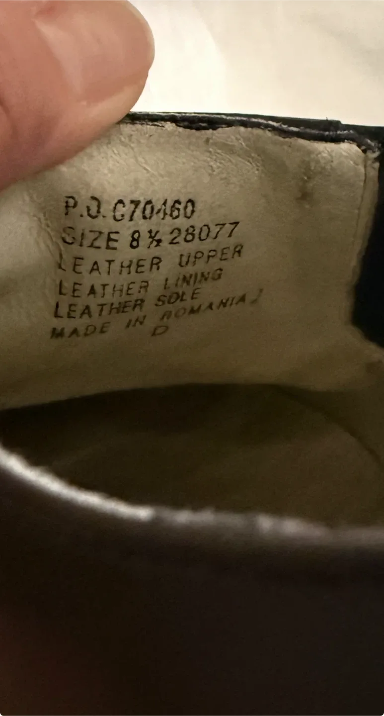 Kenneth Cole Black Leather Dress Shoes - Size 8.5 image indicator(5)