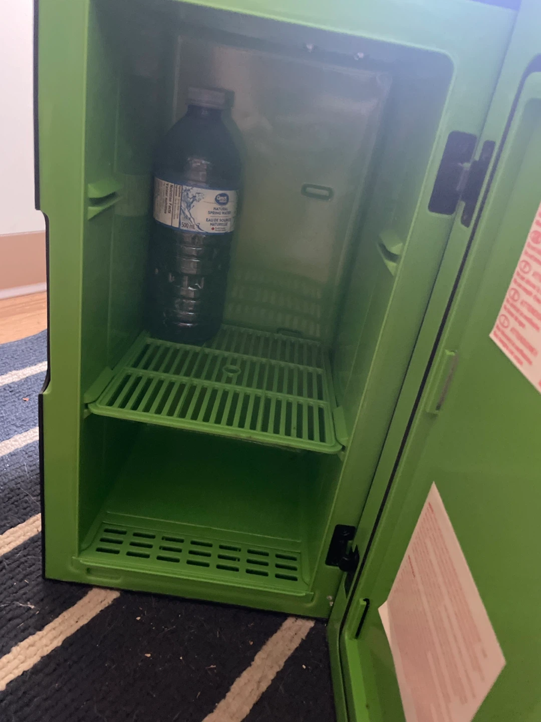 Xbox mini fridge - photo 3
