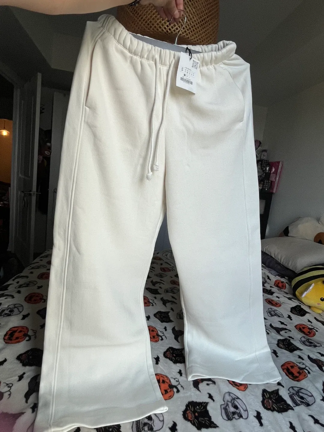 Zara Sweatpants image indicator(2)